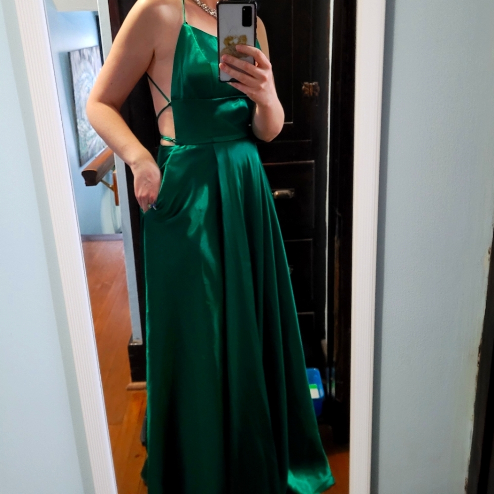 Laura Petites Emerald Green Evening Gown